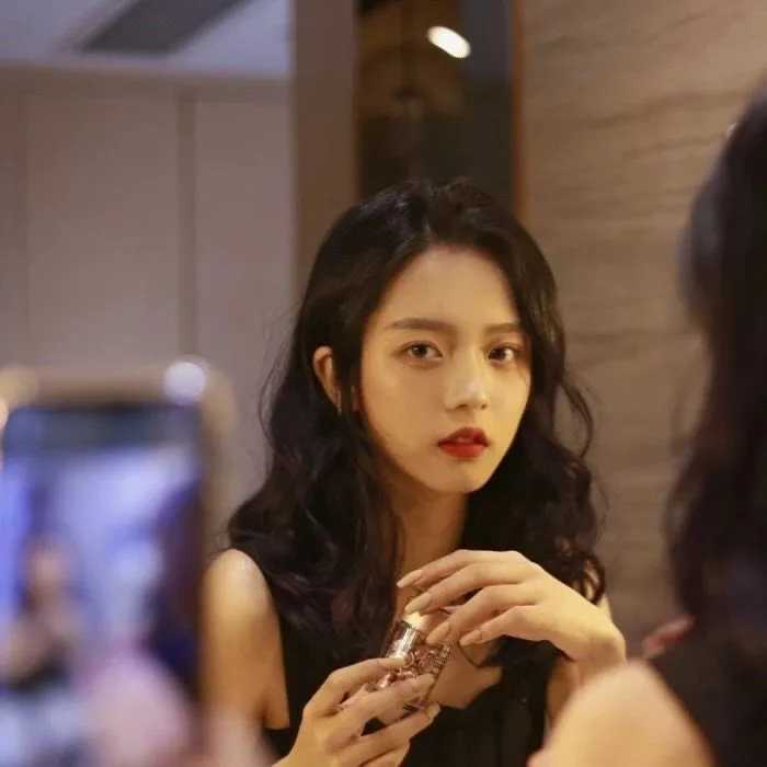图片[6]-女生微信头像：我有趣的灵魂，足够撑起单身的岁月-萌图百科