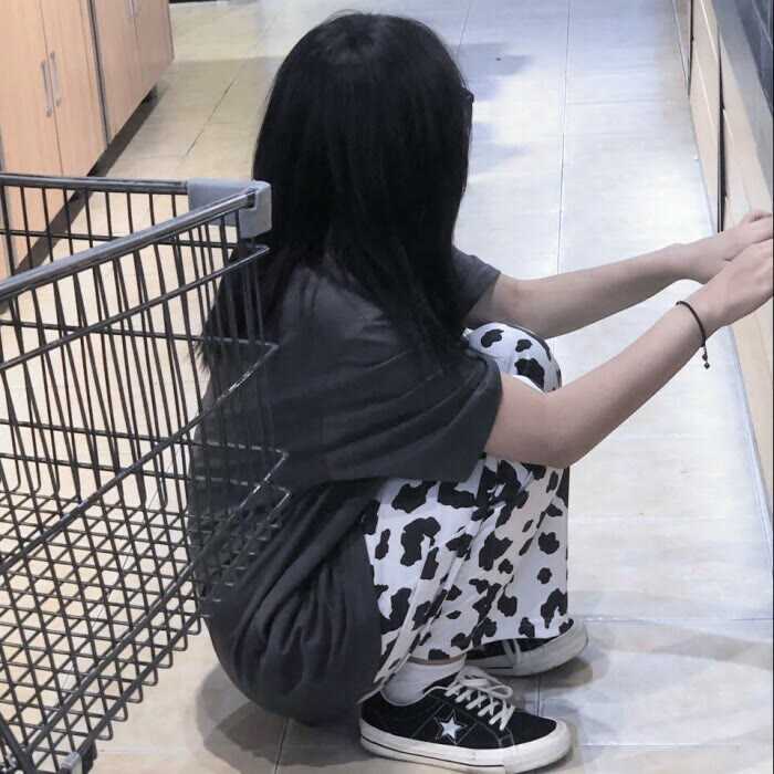 图片[3]-女生部位头像：那就这样吧，手机没油了-萌图百科