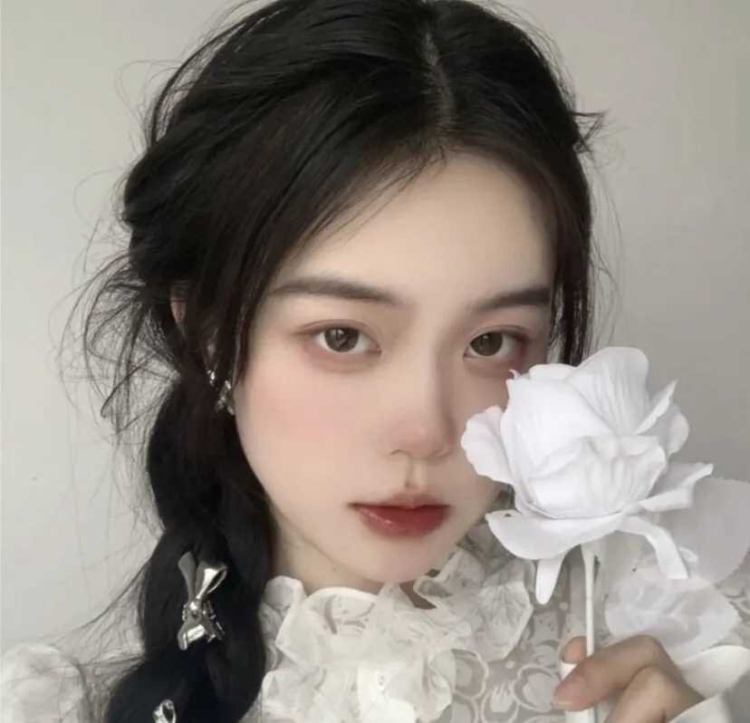 图片[7]-神仙颜值女孩头像-萌图百科