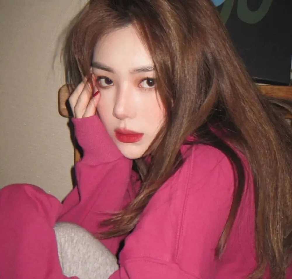 图片[11]-神仙颜值女孩头像-萌图百科