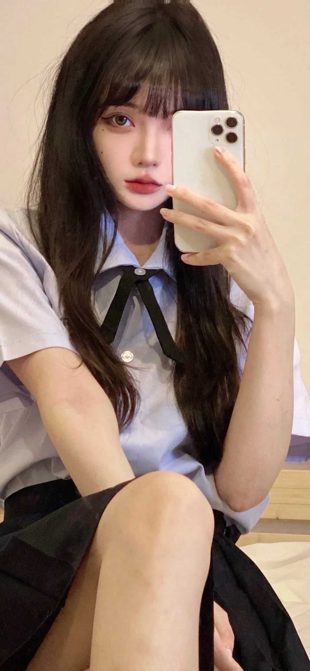 图片[2]-全面屏壁纸：好想吻你，抚摸你的额头-萌图百科