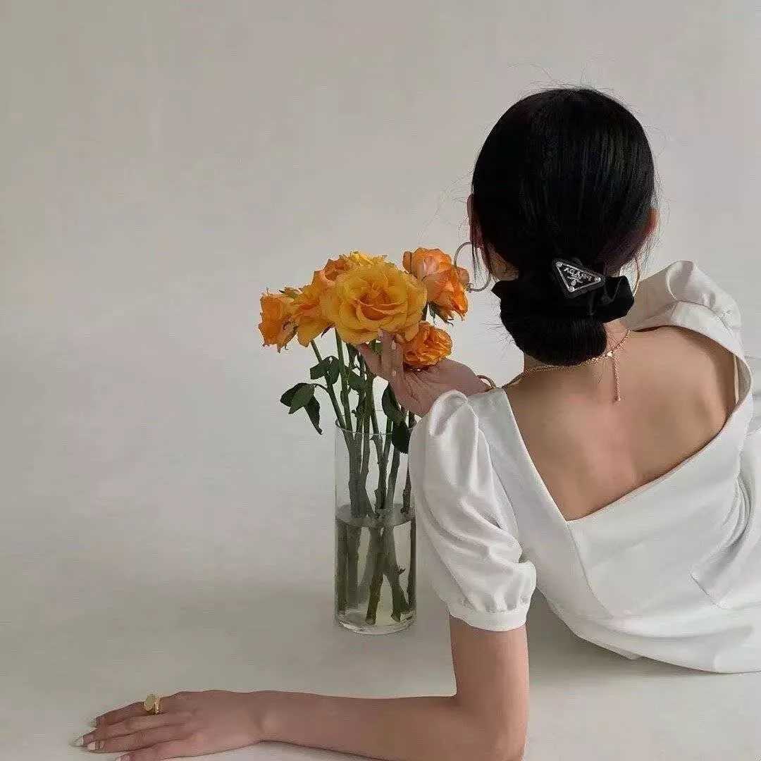 图片[9]-女生捧花头像(36p)-萌图百科