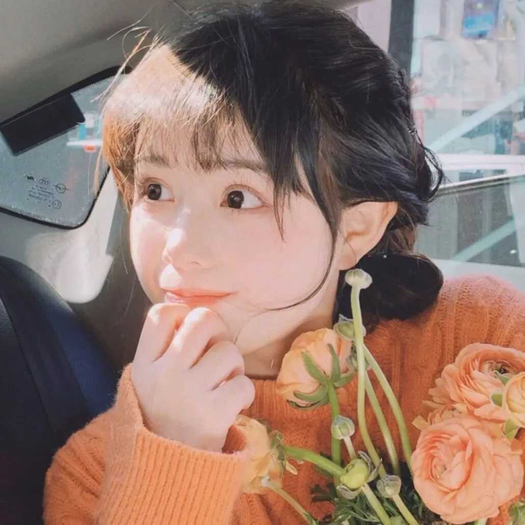 图片[3]-女生捧花头像(36p)-萌图百科