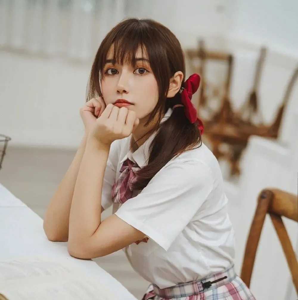 图片[3]-超级可爱少女jk头像-萌图百科