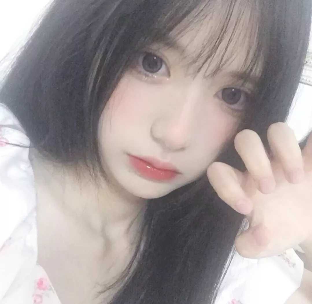 图片[5]-真人纯欲女生头像-萌图百科