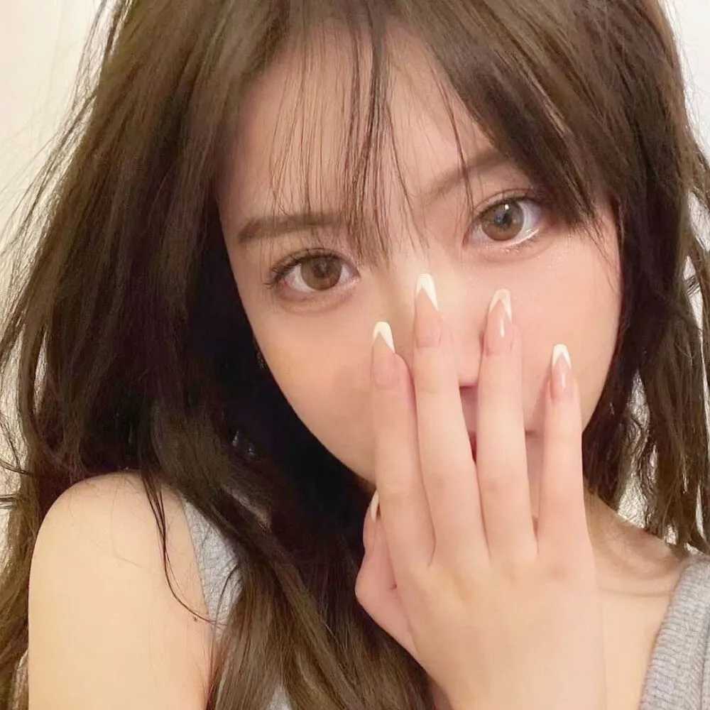 图片[7]-qq头像女生露脸-萌图百科