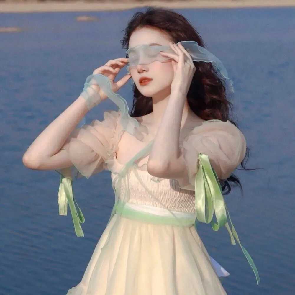 图片[4]-温柔可爱女生头像-萌图百科