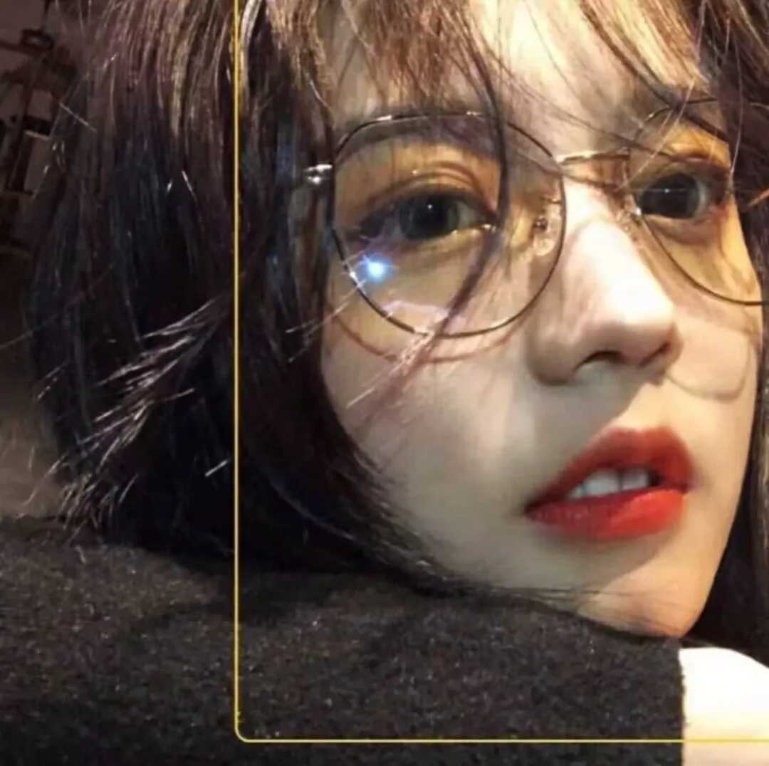 图片[7]-眼镜控女生头像-萌图百科