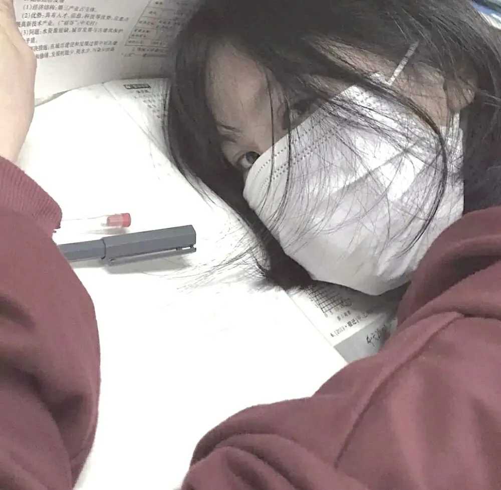 图片[10]-搞怪qq头像女生-萌图百科