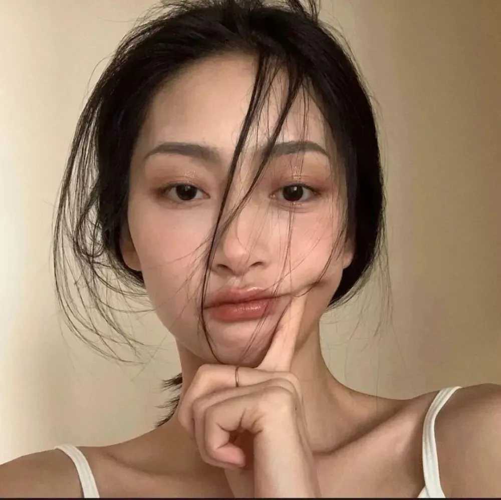 图片[12]-文艺清新气质女生头像-萌图百科