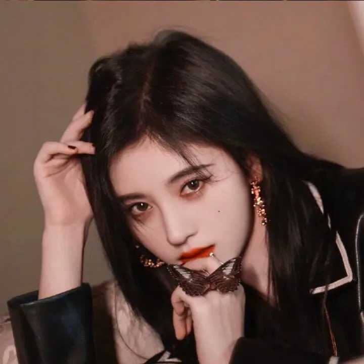 图片[12]-微信头像女生霸气高冷 唯美-萌图百科