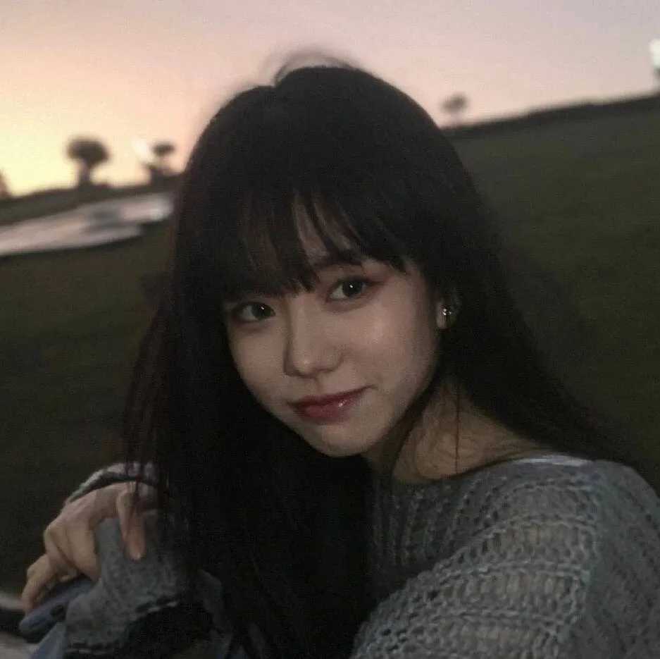 图片[12]-女生真人头像温柔-萌图百科