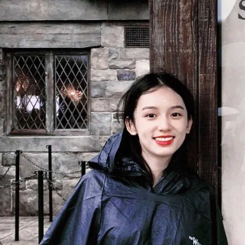图片[2]-女生真人头像温柔-萌图百科