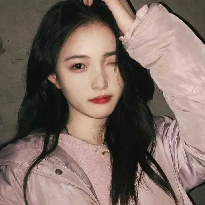 图片[3]-女生真人头像温柔-萌图百科