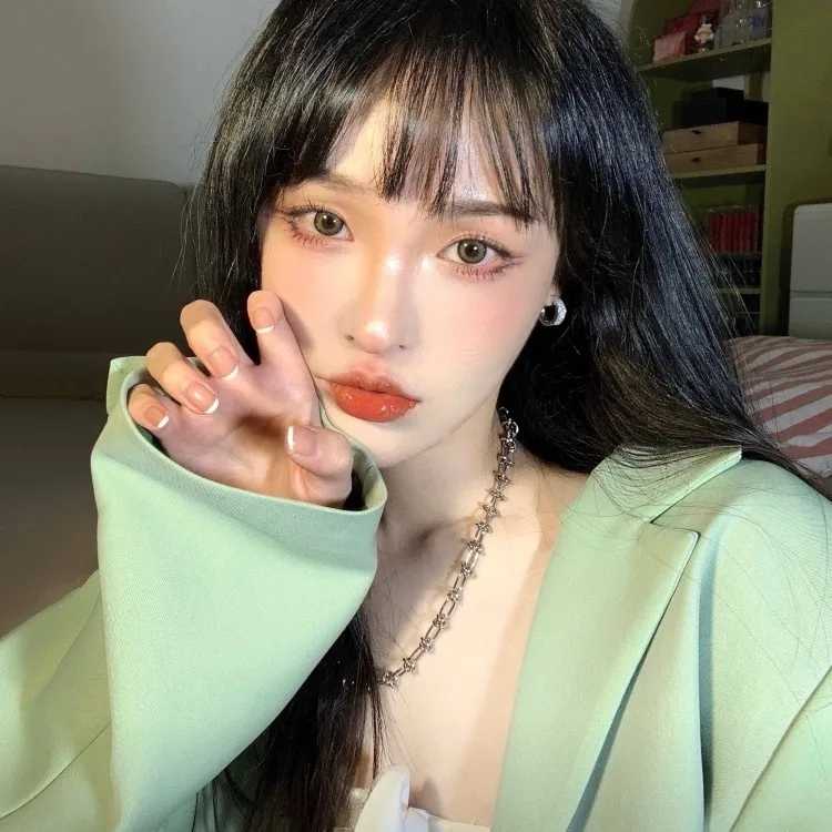 图片[7]-女生头像长发活泼唯美-萌图百科