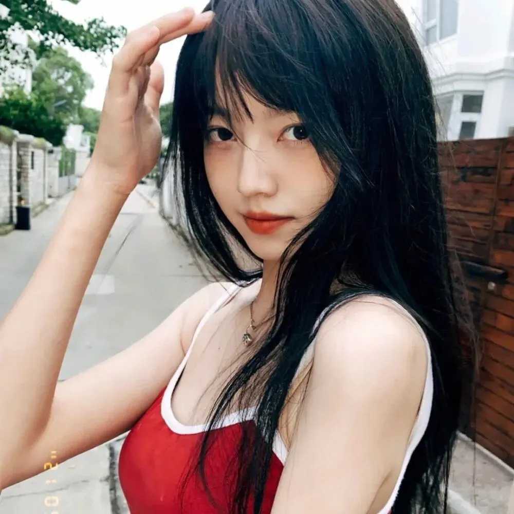 图片[5]-女生头像长发活泼唯美-萌图百科