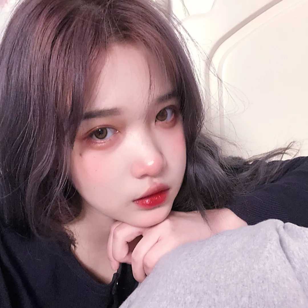 图片[6]-女生头像长发活泼唯美-萌图百科