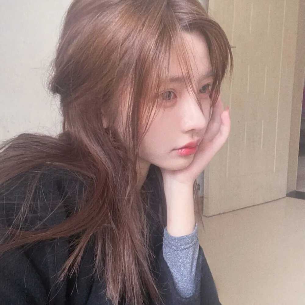 图片[12]-女生头像长发活泼唯美-萌图百科