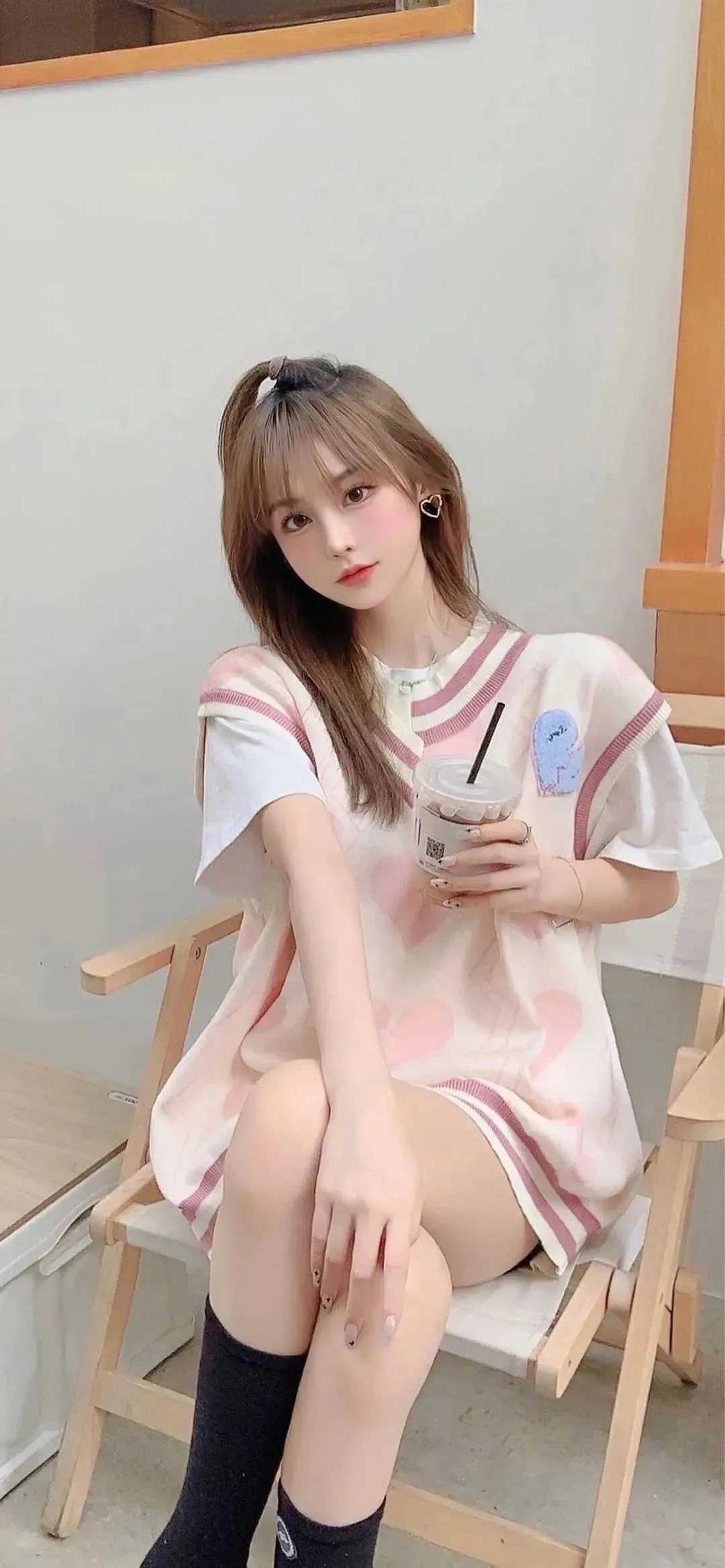 图片[5]-全面屏女生二屏壁纸-萌图百科