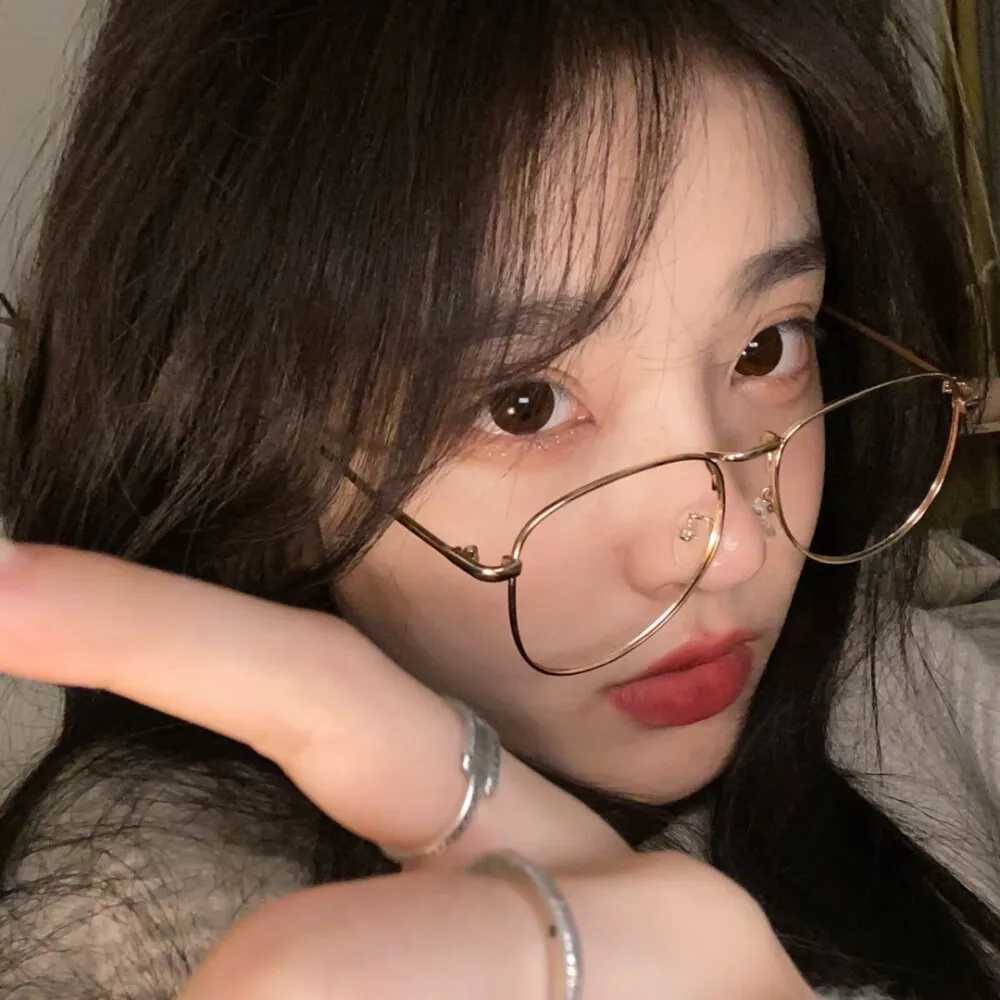 图片[5]-女生独处系列头像抖音-萌图百科