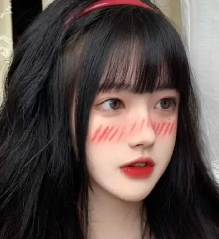 图片[8]-女生头像：纯欲系天花板-萌图百科