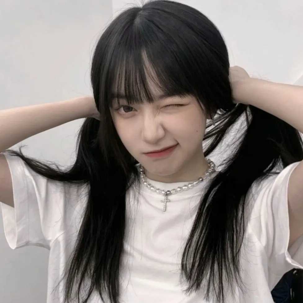 图片[3]-女生独处系列头像抖音-萌图百科