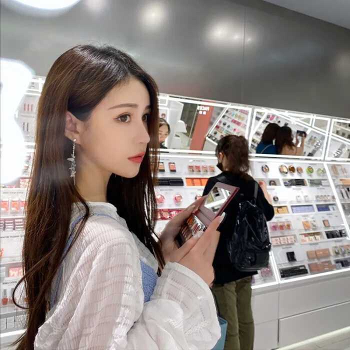 图片[4]-超a御姐女生头像-萌图百科