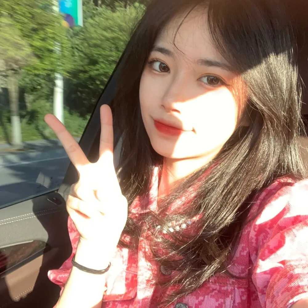图片[7]-忧伤背影女生图片头像-萌图百科