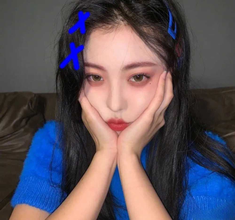 图片[9]-长发可爱女生头像-萌图百科