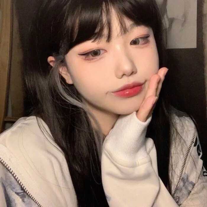 图片[4]-忧伤背影女生图片头像-萌图百科