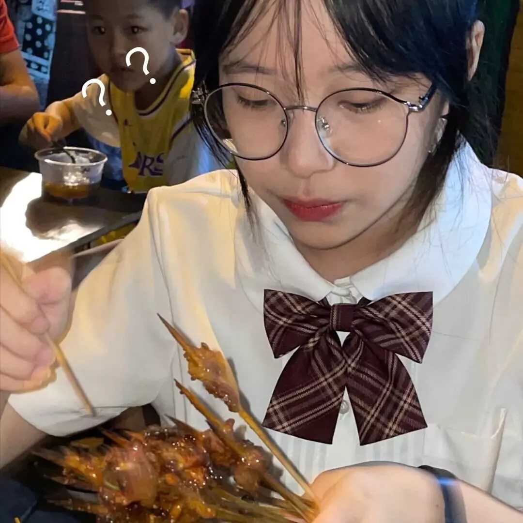图片[12]-干饭人女生可爱头像-萌图百科