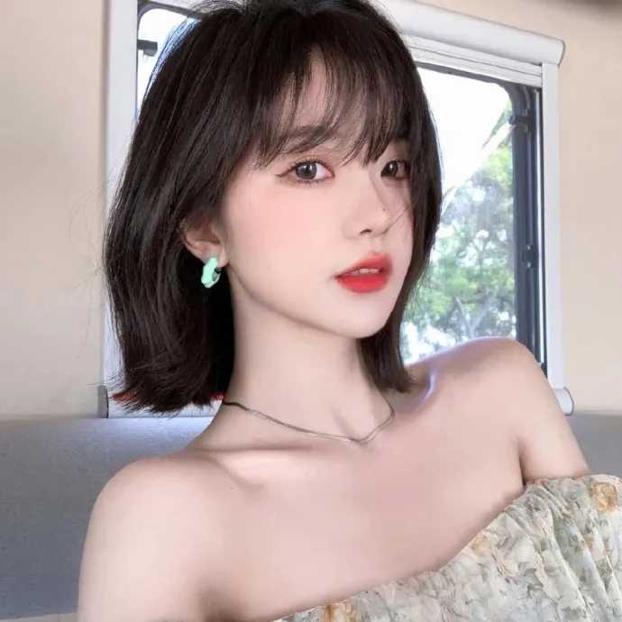 图片[11]-女生头像中短发真人-萌图百科