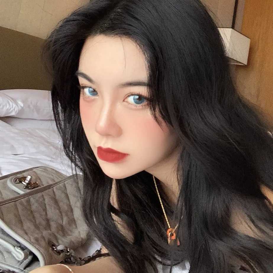 图片[10]-长发可爱女生头像-萌图百科