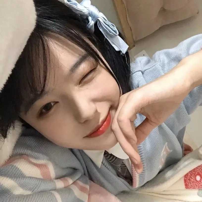图片[3]-女生头像中短发真人-萌图百科