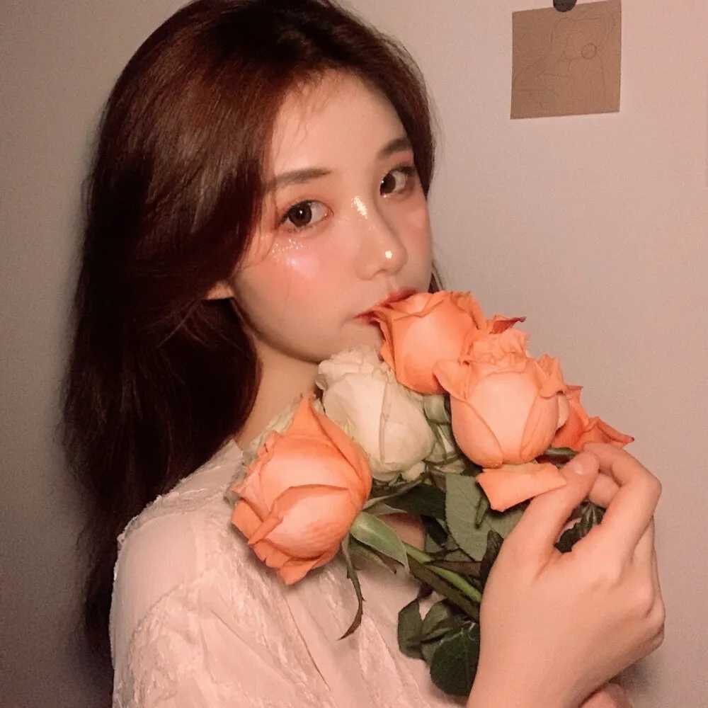 图片[2]-梦幻女生头像真人照片-萌图百科