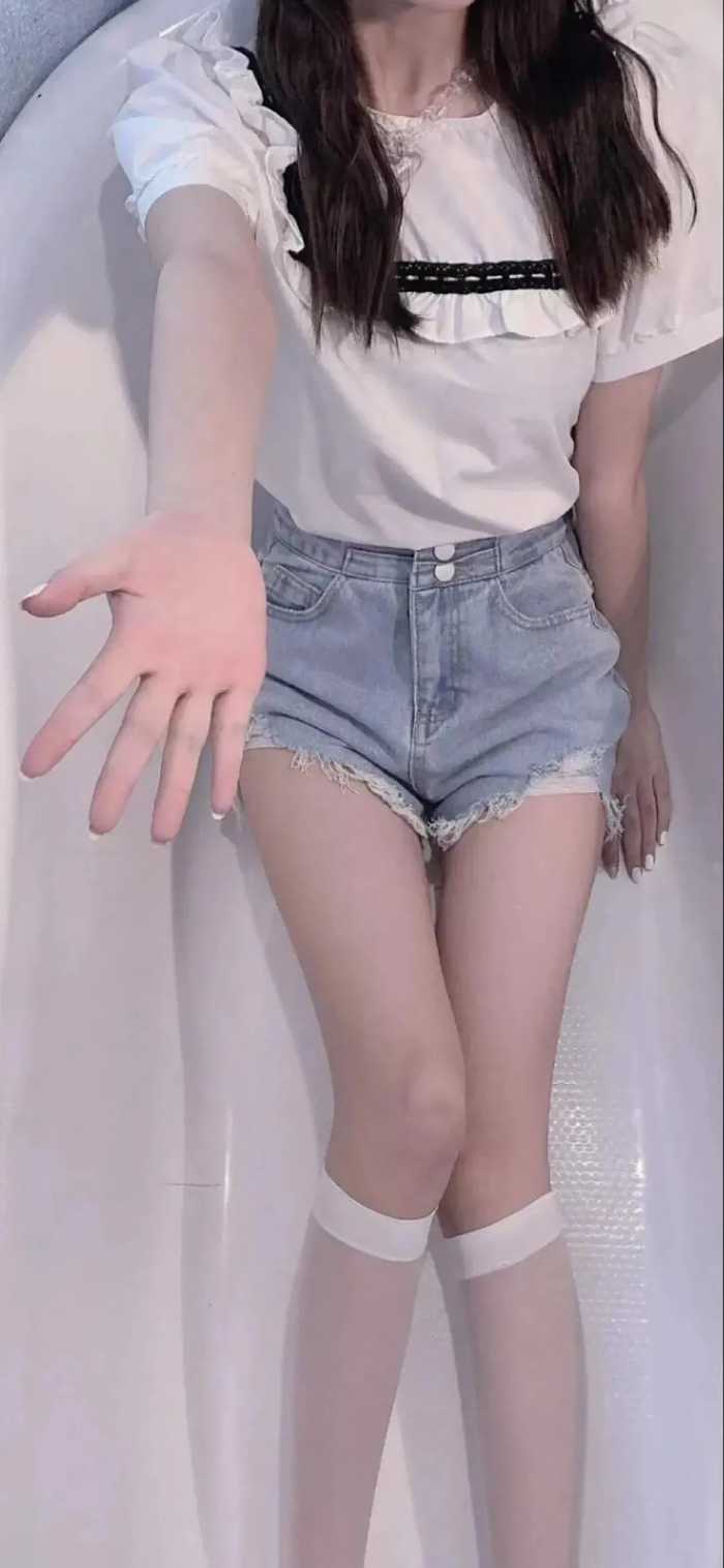 UQLDKI5EDVNFD_1.png
