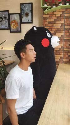 李现图片特辑-萌图百科
