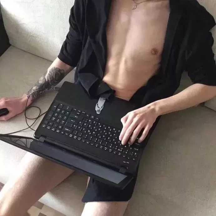 LK3YSN3BERGVG8R_M5S.png