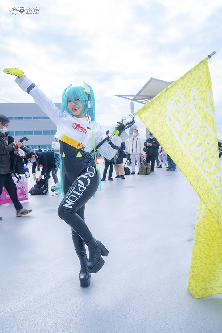 图片[19]-日本同人展C101妹子Cosplay照片-萌图百科