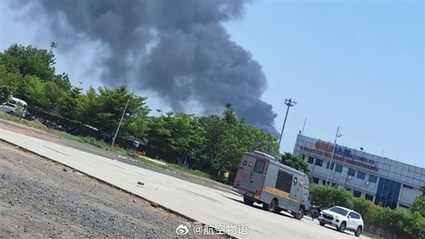 突发！波音787全球首起空难：一架客机在印度坠毁  机上载有242人