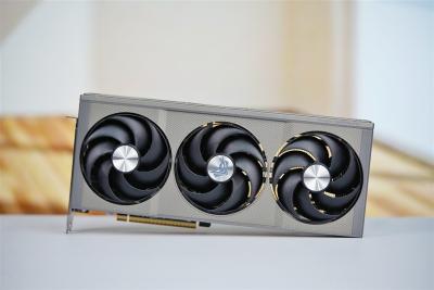 3000元以下价位16GB显卡唯一最优选择！AMD RX 9060 XT首发评测：追平RTX 5060 Ti 8GB 但显存更大 价格更便宜-萌图百科