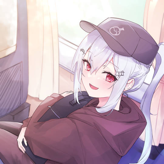 实验系女子高中生叶加濑冬雪头像图片
