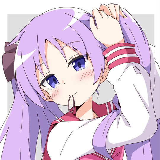 幸运星, 柊镜, 水手服, 叼着安全套, 肚脐, 露肚脐, 双马尾, らき☆すた500users入り