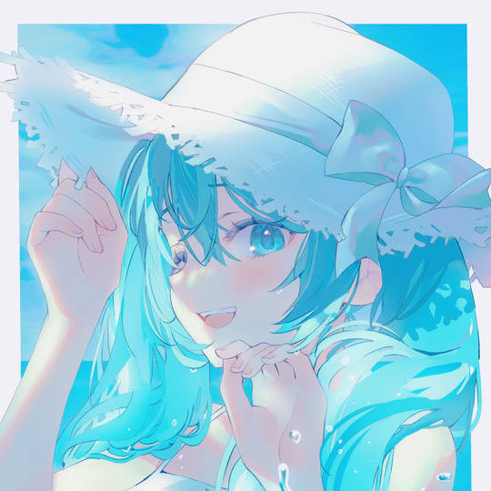 初音未来最新的P站自截头像图片，超爱MIKU