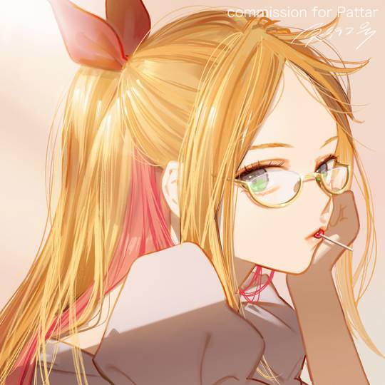 超可爱的眼镜娘女生头像图片