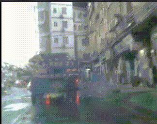 小鹏想要的 不止“留在牌桌上”