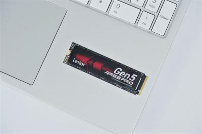 699元就能体验14.9GB/s极速PCIe 5.0 SSD！雷克沙ARES PRO 4TB评测-萌图百科