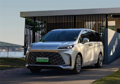 上市58天大定破2.3万辆！别克GL8陆尚新增两款全新内饰-萌图百科