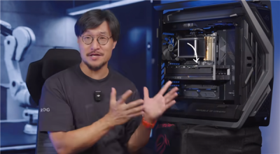华硕首发背插2.5 RTX 5090：上下两个供电接口、极限供电2100W-萌图百科