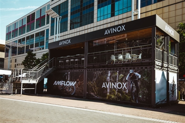 Avinox 携手八大自行车品牌亮相 2025 欧洲自行车展-萌图百科